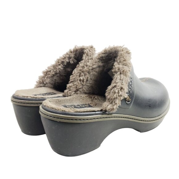 Crocs Womens Size 10 Black Faux Fur Lined Clogs Heeled Slip-On Mules - Picture 3 of 8
